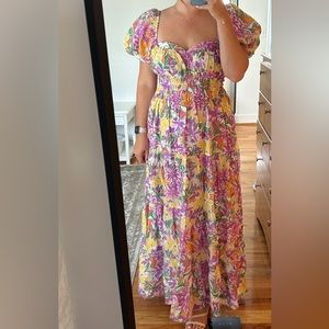 ASTR FLORENTINA SWEETHEART NECKLINE MIDI DRESS